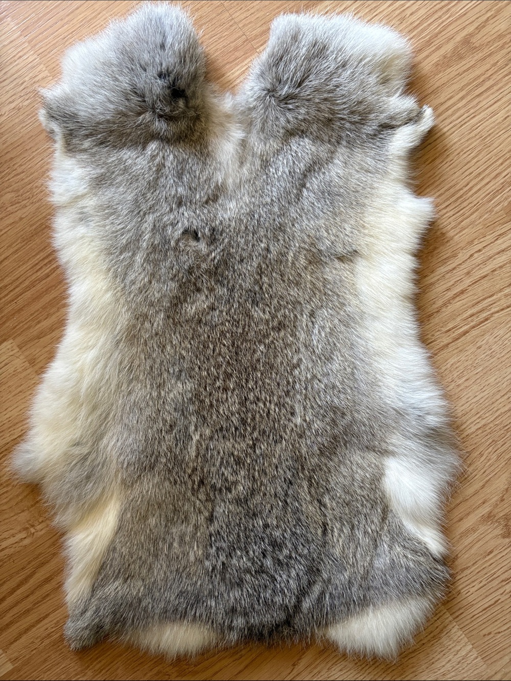 B0191 natural rabbit fur pelt craft supply